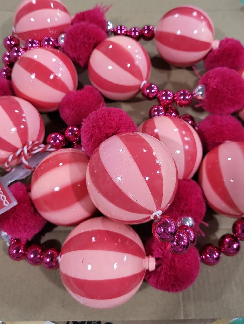 Ashland Candy Pom Pom Garland in Bright Pink and Light Pink